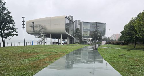 Centro Botín, situado en los Jardines de Pereda de Santander