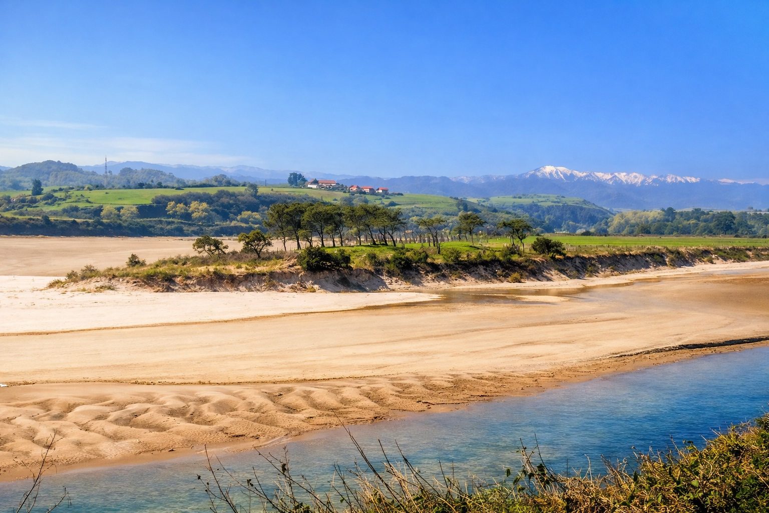 sistema de dunas de la playa de oyambre en cantabria
